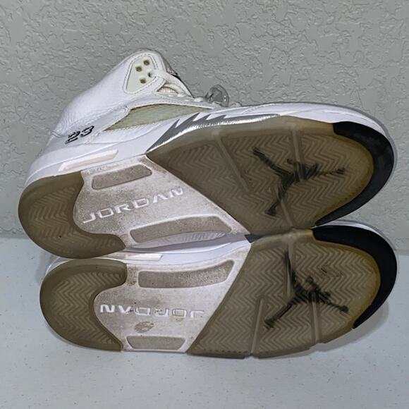 Nike Air Jordan Retro 5 V Metallic White 136027-130 Mens Size 7 Womens 8.5 2015 main image 8